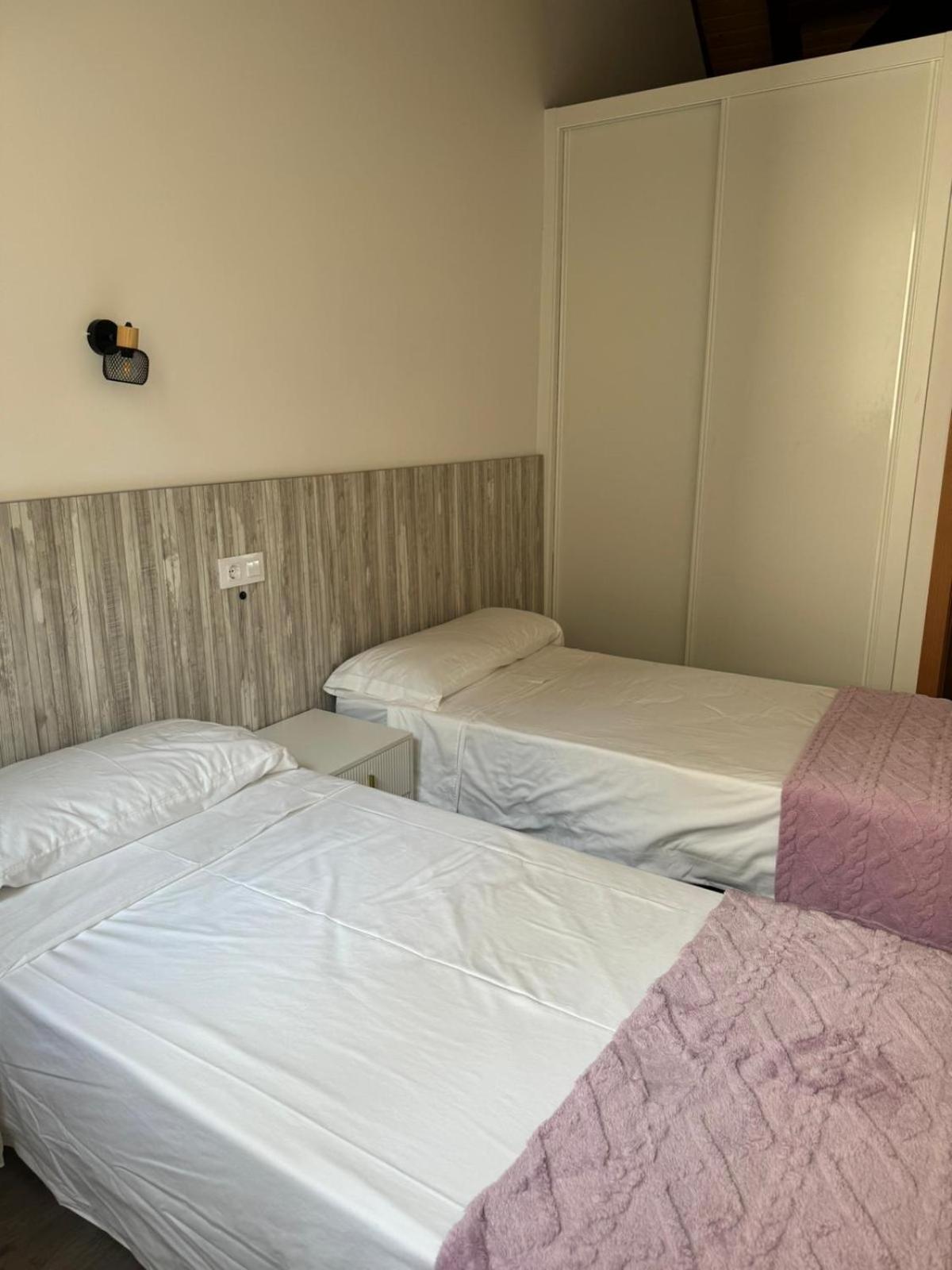 Reginita Apartamentos Arbo Buitenkant foto